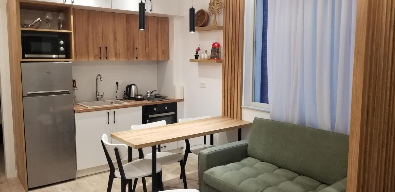 2A New Bazaar Apartment Tiranë Ngoại thất bức ảnh