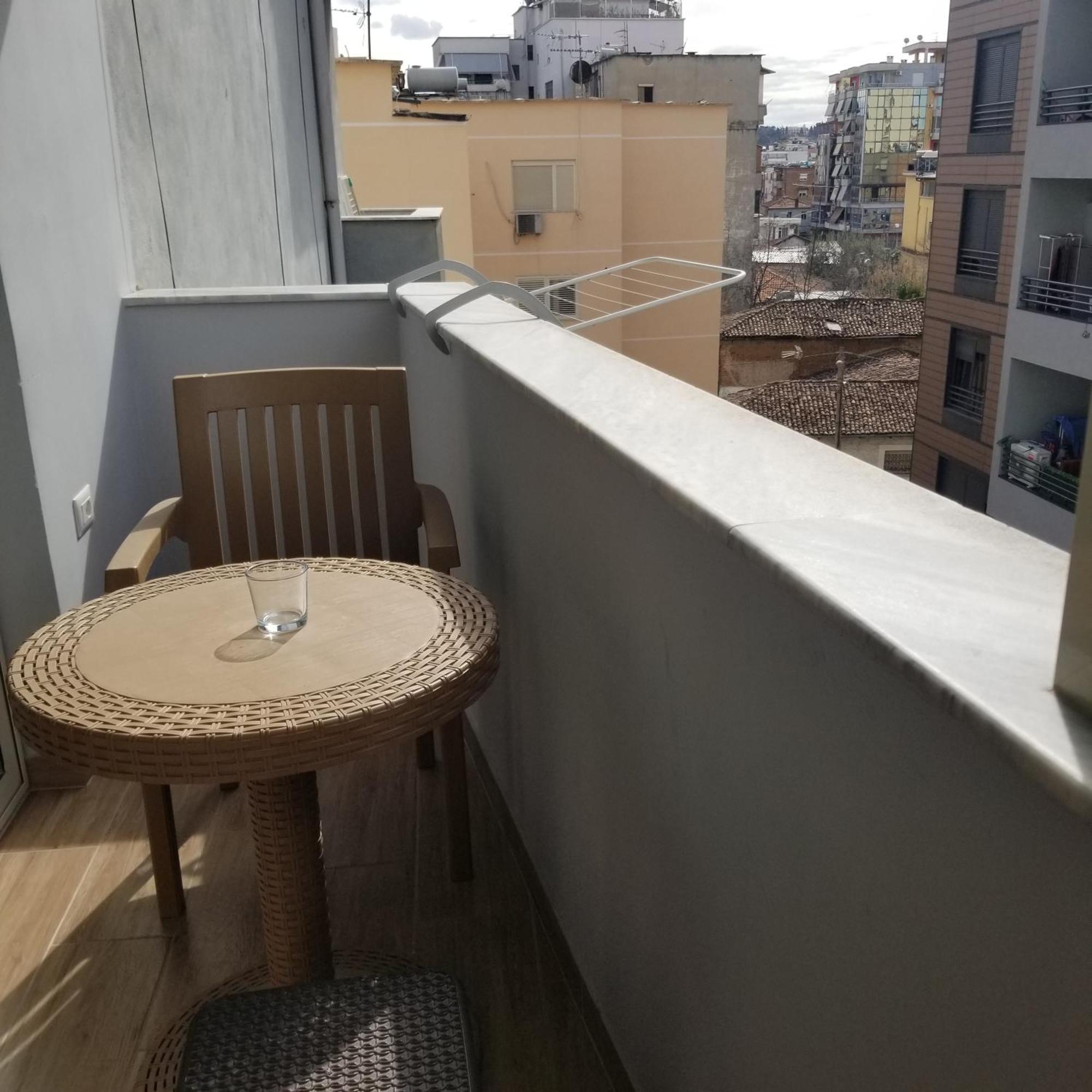 2A New Bazaar Apartment Tiranë Ngoại thất bức ảnh